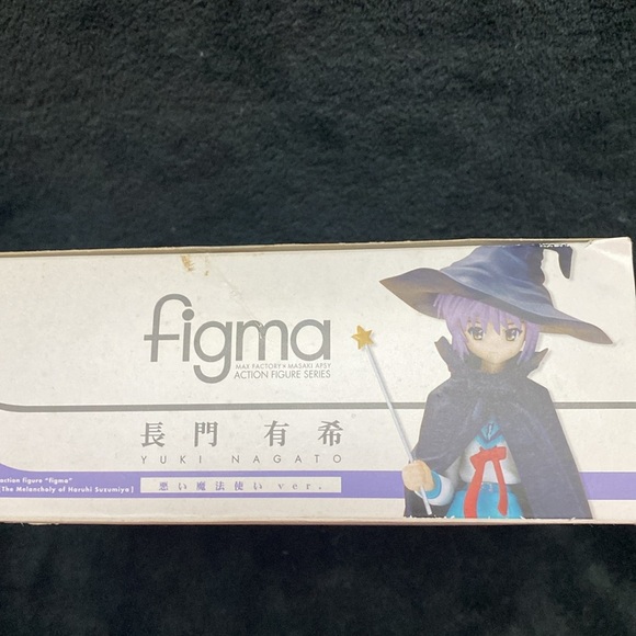 Yuki Nagato Evil Witch figma
015 The Melancholy of Haruhi
Suzumiya Action Figure - Picture 5 of 16
